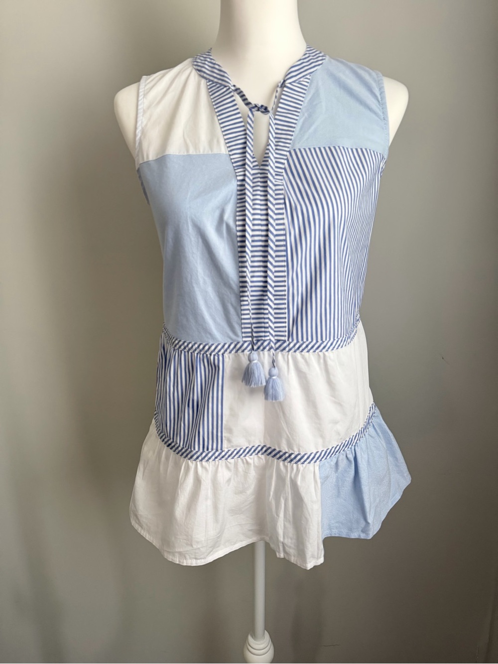 NWT Vineyard Vines blue striped cotton woven sleeveless top tassels patchwork 00